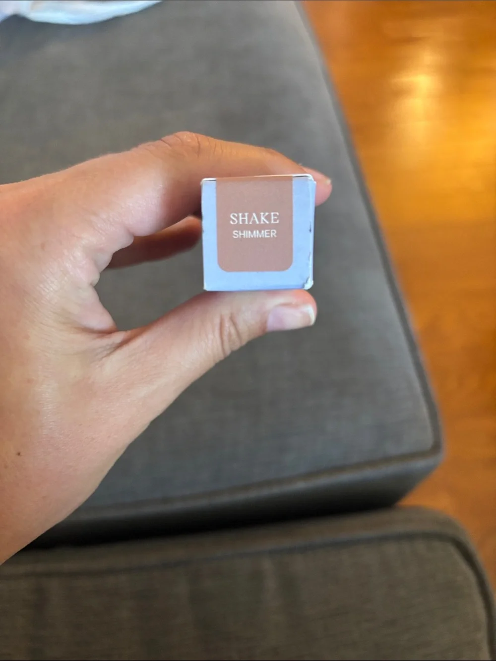 Saie GlossyBounce Hydrating Lip Oil - Shake shimmer